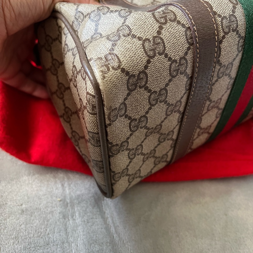 Vintage Gucci Bags - Picture 8 of 16